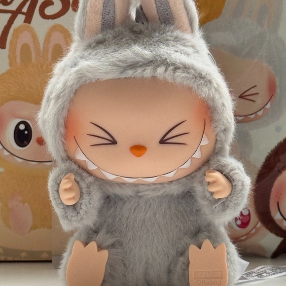 Labubu Have a Seat - Hehe New Unopened - Picture 1 of 5